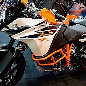 (4K)KTM 1090 ADVENTURE R 2018 KTMバイク1090アドベンチャーR - 大阪モーターサイクルショー2018