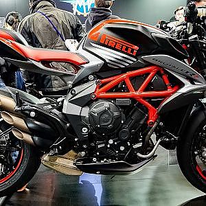 (4K)BRUTALE 800 RR PIRELLI MV Agusta ブルターレ800RR MVアグスタ - 大阪モーターサイクルショー2018