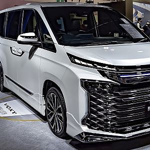 TOYOTA VOXY MODELLISTA 2022 OAM2022 - トヨタ 新型ヴォクシー モデリスタ  大阪オートメッセ2022