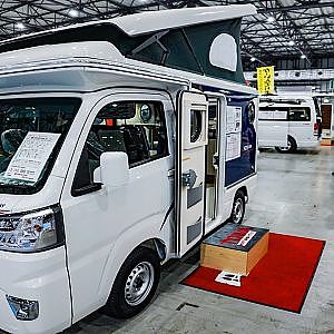 TOWA インディ108 軽キャブコン Indy108 DAIHATSU HIJET TRUCK TOKYO CAMPING CAR SHOW 2021 - 東京キャンピングカーショー2021