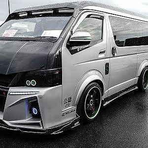 modified 200 HIACE 200系ハイエースカスタム โตโยต้า ไฮเอซ - SBM2023