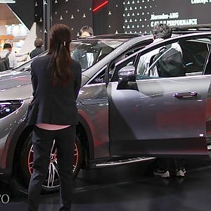 MERCEDES EQE 350 4MATIC SUV Launch Edition メルセデス - JAPAN MOBILITY SHOW ジャパンモビリティショー