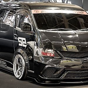 S.A.D CUSTOM HIACE STINGER J WIDE OAM2022 - SADカスタム スティンガー J ワイドハイエース 大阪オートメッセ2022