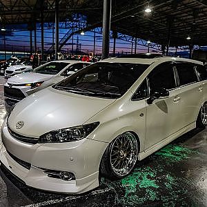 TOYOTA WISH VIPWGN トヨタ ウィッシュ カスタム - lowered meet 2021  ロワミ
