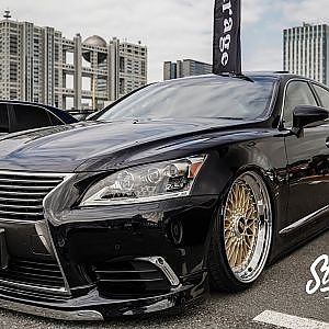 LEXUS LS460 VIPCAR hellaflash BBS - STANCENATION TOKYO 2022