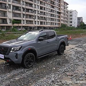 ทดสอบนิสสันนาวาราใหม่ ในสนามออฟโรด