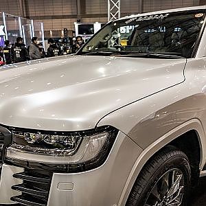 DOUBLE EIGHT LANDCRUISER 300 ZX bodykit TAS2022 - ダブルエイト ランクル300 カスタム 東京オートサロン2022