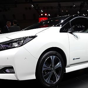 (4K)NISSAN new LEAF 日産新型リーフ - 東京モーターショー2017