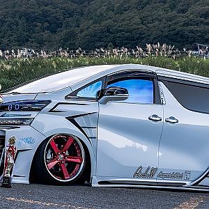 30 VELLFIRE TOYOTA modified 30系 ヴェルファイア カスタム - イキスポ