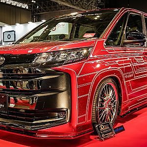 ROHAN carpaintK Red NOAH 90系ノア ペイントカスタム - TAS2023 東京オートサロン2023