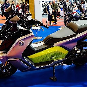 (HD)BMW C evolution BMW Motorrad Japan シー・エヴォリューション 電動スクーター - 名古屋モーターショー2017