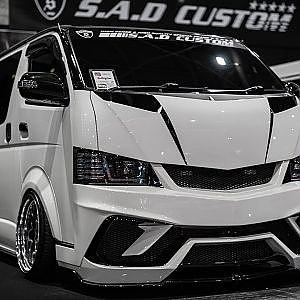 S.A.D CUSTOM JAPAN / Reve Design HIACE STINGER J NARROW ハイエース スティンガー - OAM2023 大阪オートメッセ2023