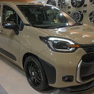 M'z SPEED TOYOTA Sienta CROSS LINE ZEUS bodykit エムズスピード 新型シエンタ カスタム - TAS2023 東京オートサロン2023