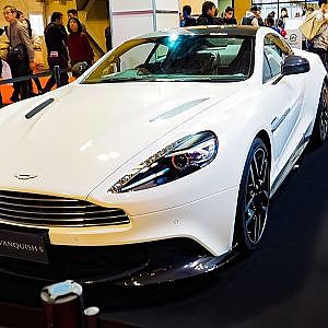 (HD)ASTON MARTIN VANQUISH S super car アストンマーチン新型ヴァンキッシュS - 名古屋モーターショー2017
