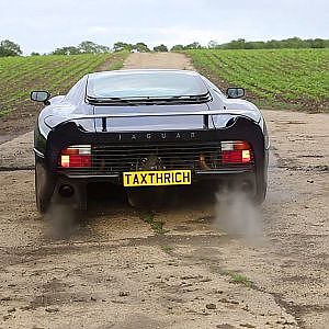 Flaming Jaguar XJ220 Burnout