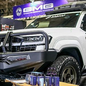 GMG DOUBLE EIGHT LANDCRUISER300 GR SPORT GRランクル300 カスタム - TAS2023 東京オートサロン2023