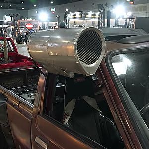 #hilux วัฒน์มหาชัย ยกเครื่องใหม่ย้อนวัยคุณปู่สมฉายา #อู่เถื่อนคัสตอม