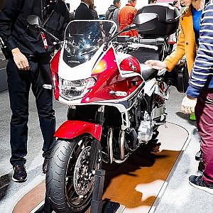 (HD)HONDA CB1300 Super Bol D'or ホンダCB1300スーパーボルドール - 名古屋モーターショー2017