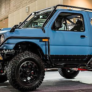 OUTCLASSCARS SUZUKI JIMNY JB23 アウトクラスカーズ スズキ ジムニー カスタム - 大阪モビリティショー