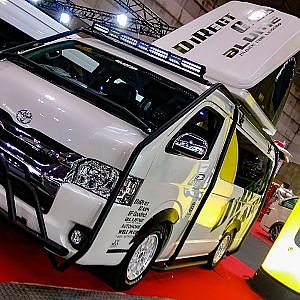 (HD)TOYOTA HIACE 200 CAMPING CUSTOM ALVELLACE ハイエース キャンピングカーカスタム アルヴェルエース - 名古屋オートトレンド2017