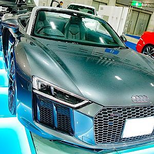 (4K)AUDI R8 SPRDER V10 5.2 FSI quattro アウディR8スパイダー FSIクワトロ - メガスーパーカーモーターショー2018